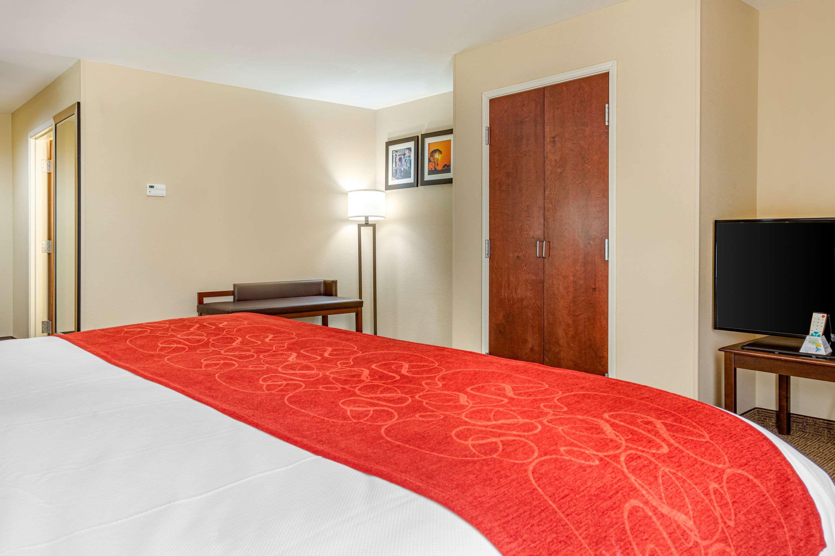 Comfort Suites Savannah Gateway I-95 Georgetown Exteriör bild