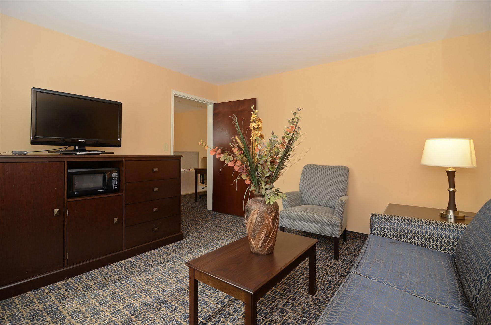Comfort Suites Savannah Gateway I-95 Georgetown Exteriör bild